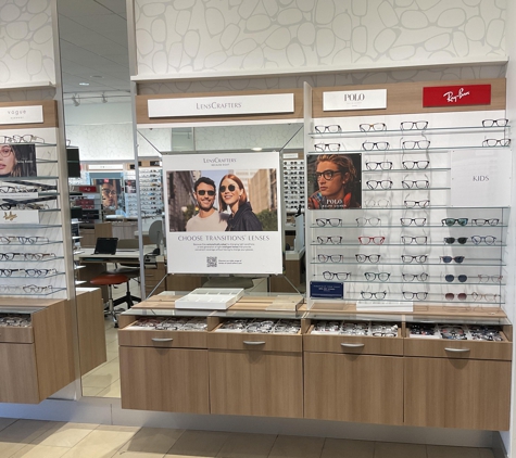 LensCrafters - Hendersonville, TN