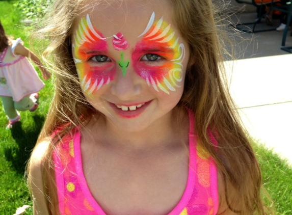 The Happy Face Painter - South Hadley, MA