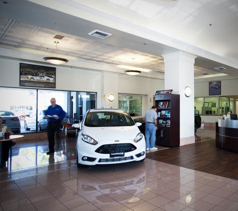 AutoNation Ford Torrance - Torrance, CA