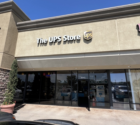 The UPS Store - Huntington Beach, CA