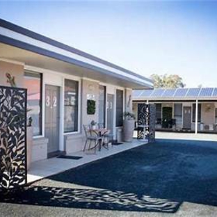 Cameo Inn - West Wyalong, NSW