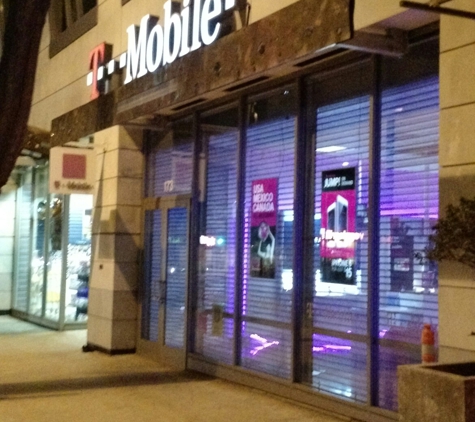 T-Mobile - Pasadena, CA. Night view from outside