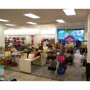 Nordstrom Rack Golde Creek Plaza - Lynnwood, WA