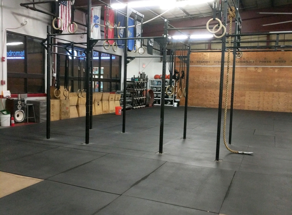 Commonwealth CrossFit - Somerville, MA