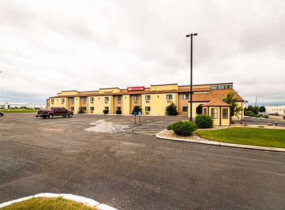 Econo Lodge - Watertown, SD