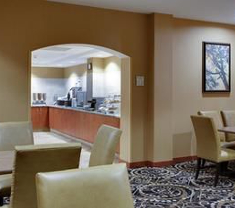 La Quinta Inn & Suites Manchester - Manchester, NH