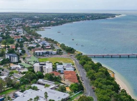 Sylvan Beach Resort - Bellara, QLD. Excellent position