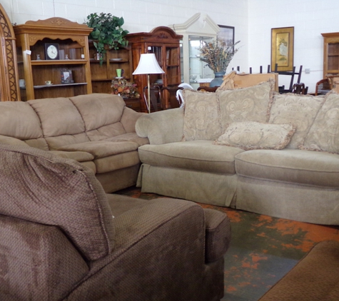 Finicky Used Furniture & Appliances - Prescott Valley, AZ