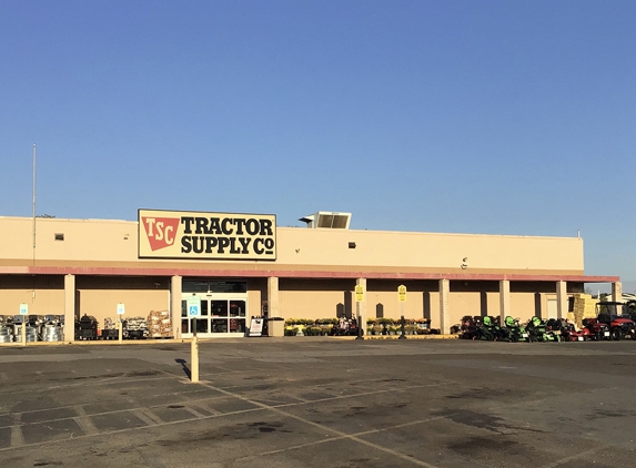 Tractor Supply Co - Bristow, OK