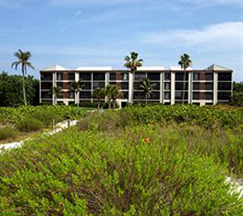 Pelicans Roost Condominiums - Sanibel, FL