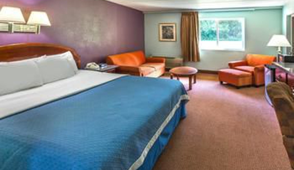 Days Inn by Wyndham Portage - Portage, IN