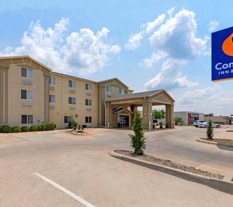 Comfort Inn & Suites Ponca City Near Marland Mansion - Ponca City, OK