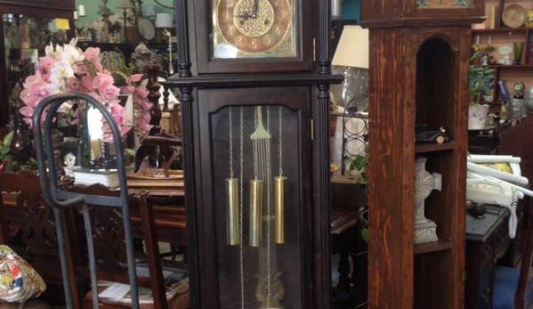 Broken Arrow Antiques & Flea Market - Searcy, AR