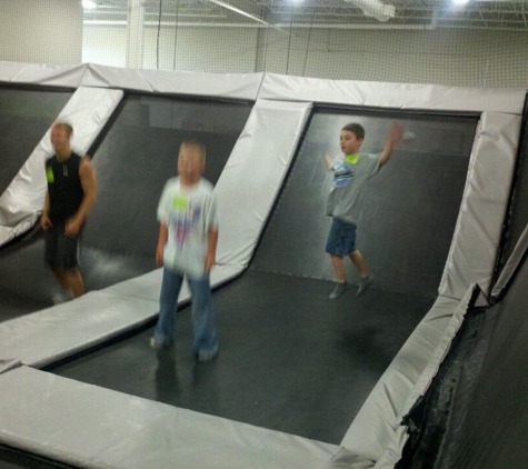 Zero Gravity Trampoline Park - Mounds View, MN