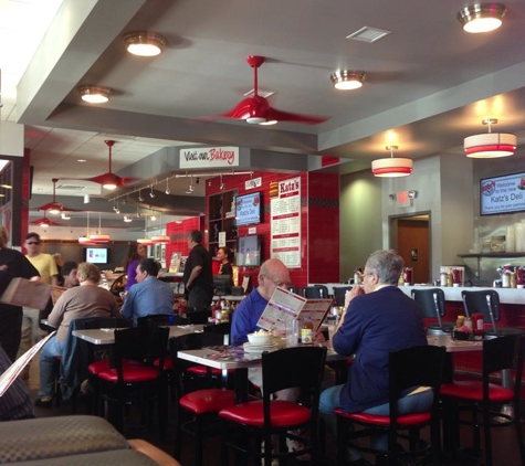 Katz's Restaurant Deli - Woodbridge, CT