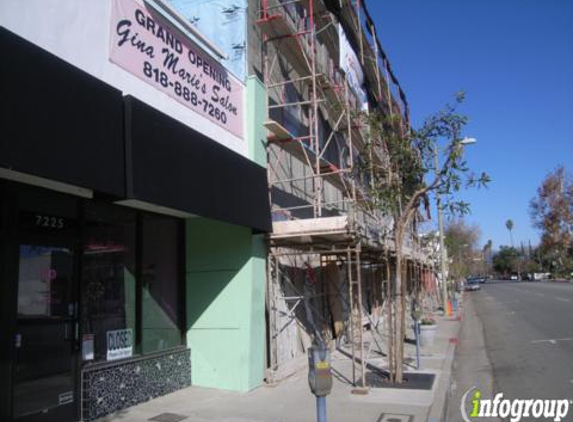 Latinos Market - Canoga Park, CA