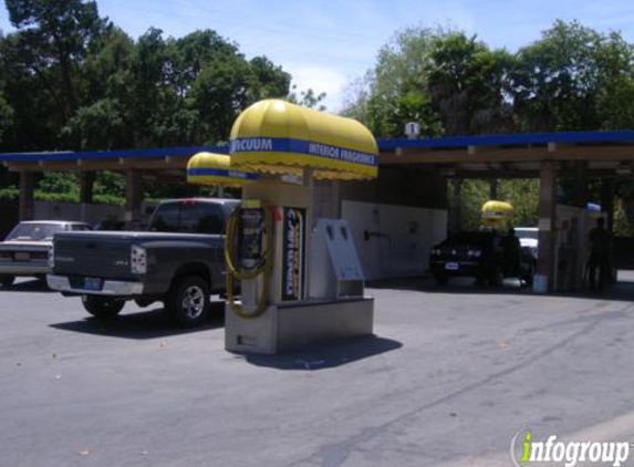 7 Flags Car Wash - Martinez, CA