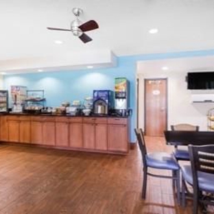 Baymont Inn & Suites - Lagrange, GA