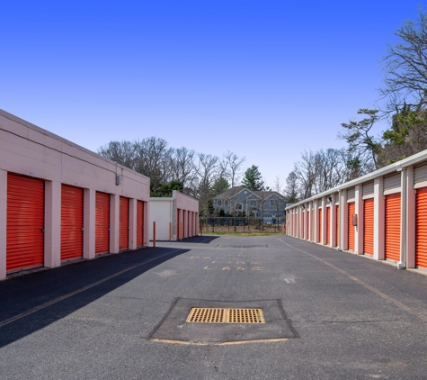 Public Storage - Howell, NJ