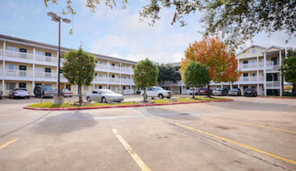 Sun Suites of Sugar Land-Stafford - Stafford, TX