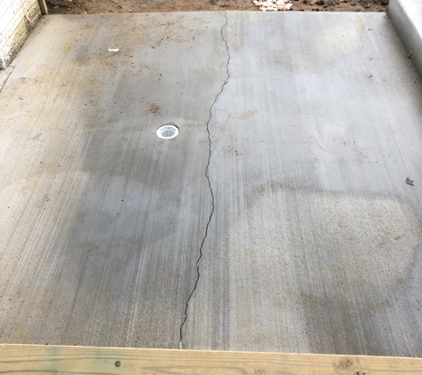 Majestic Pools - Fredericksburg, VA. Lack of concrete instillation experience results in large crack