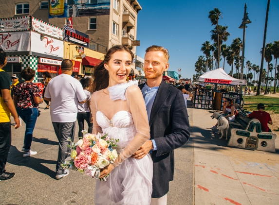 Wedding | Engagement | Family | Fashion Photography and Videography Alex Shevchik - Los Angeles, CA. Wedding Photographer Alex Shevchik http://alexshevchik.com/