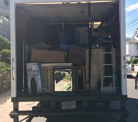 Royal Moving Company & Storage LLC - Chestnut Hill, MA