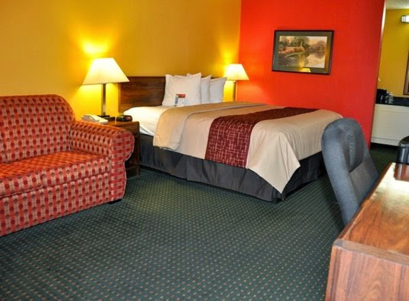 Red Roof Inn - Kingsport, TN