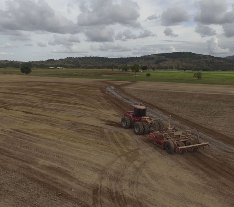 RJ's Earthworks - Gatton, QLD. We Are Available 24 Hours A Day 7 Days A Week