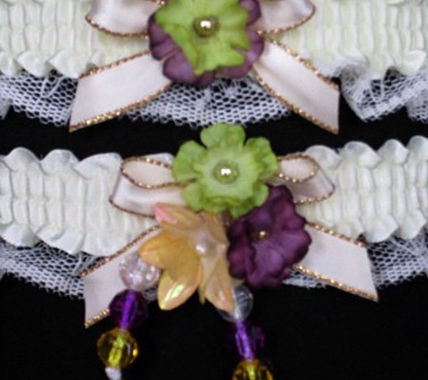 Custom Accessories Garters LLC - Theresa, WI