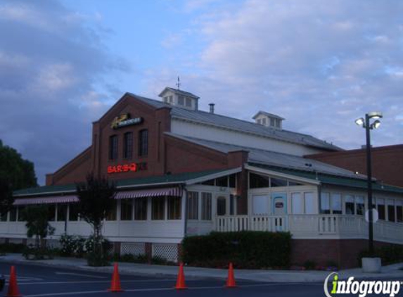 Lucille's Smokehouse Bar-B-Que - Long Beach, CA