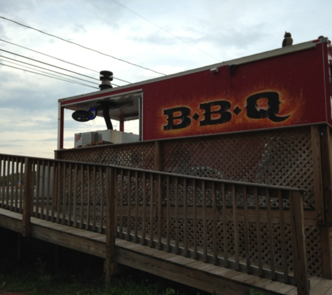 Triple Crown BBQ - Luray, VA