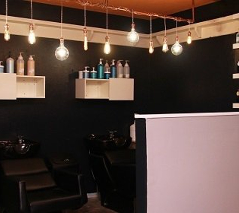 Salon Ado - Kansas City, MO