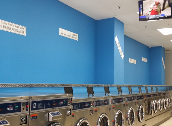 Noble Laundromat - Visalia, CA