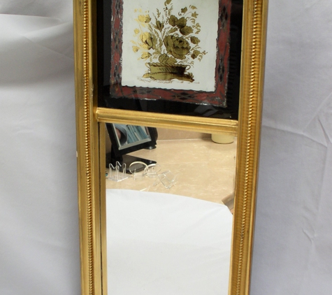 New England Antiques of Punta Gorda - Punta Gorda, FL. American Federal period gilt Wall Mirror ~ labeled Grinnell. 
Previously sold.