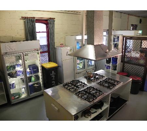 Adelaide's Shakespeare Backpackers International Hostel - Adelaide, SA
