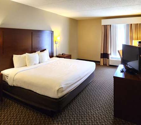 Comfort Inn & Suites - Mount Pocono, PA