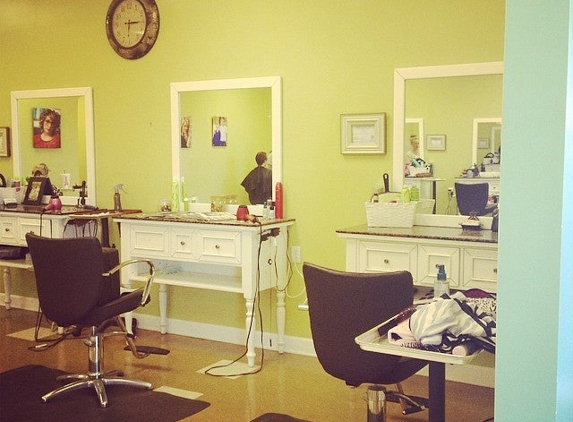 Vanity Salon - Memphis, TN