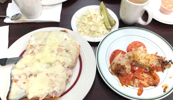 Georges Luncheonette - Patchogue, NY