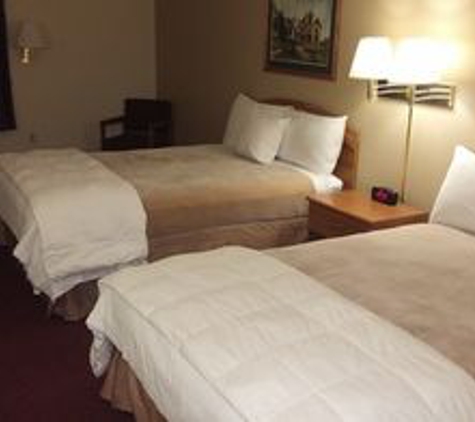 Econo Lodge - Maquoketa, IA