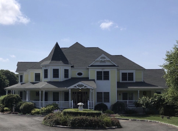 Aardvark Roofing - Sandy Hook, CT. Newtown CT. GAF roofing, another one of the over 5000 roofing projects Aardvark has completed in the the last 25 years.