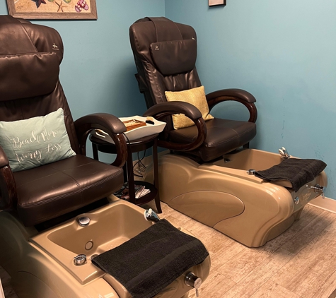 Oasis Hair & Nail Salon - Lebanon, PA