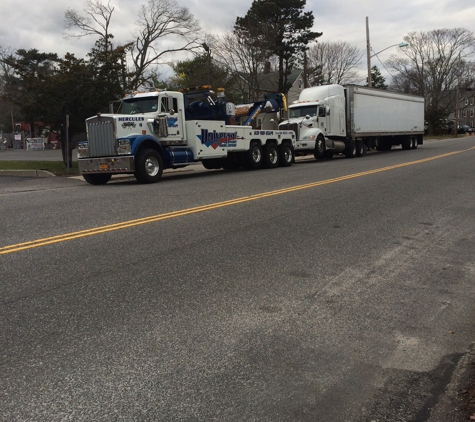 Universal Heavy Equipment & Truck Repair - Holtsville, NY