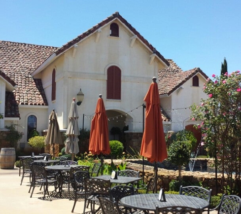 Bella Piazza Winery - Plymouth, CA