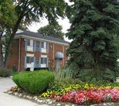 Sterlng Knolls Apartements - Sterling Heights, MI