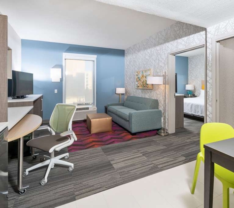 Home2 Suites by Hilton Newark Airport - Newark, NJ