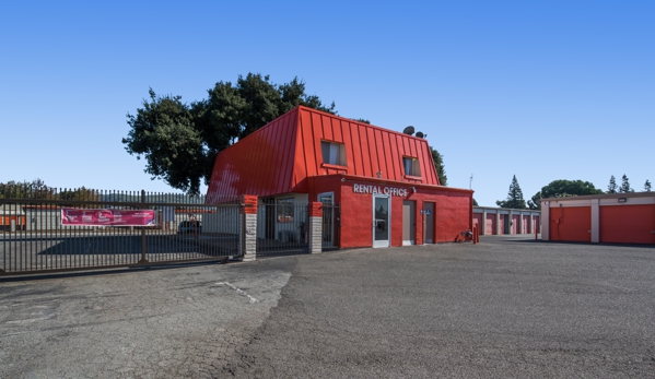 Public Storage - Milpitas, CA