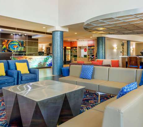 Home2 Suites by Hilton Ft. Lauderdale Airport-Cruise Port - Dania Beach, FL