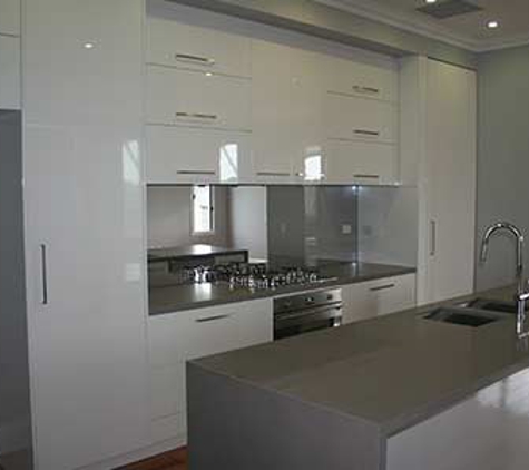 D & S Cabinets