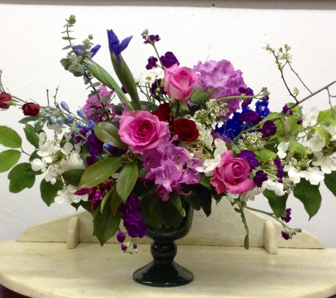 Choy's Flowers & Ikebana - Hendersonville, NC